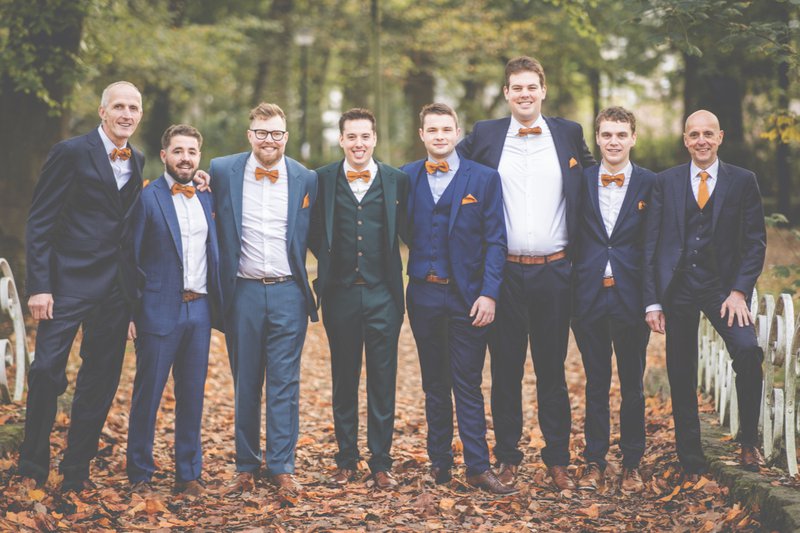Olivier%20met%20zijn%20mannelijke%20suiteleden%20-%20House%20of%20Weddings