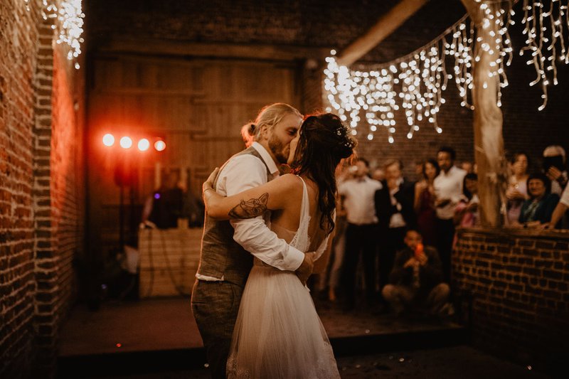Ruth%20%26%20Axel%27s%20dansfeest%20-%20House%20of%20Weddings