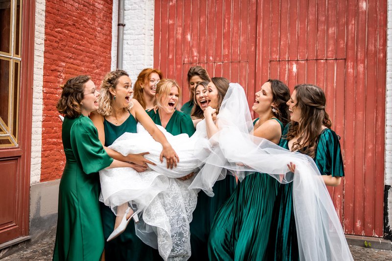 Manon%20met%20haar%20bruidsmeisjes%20-%20House%20of%20Weddings