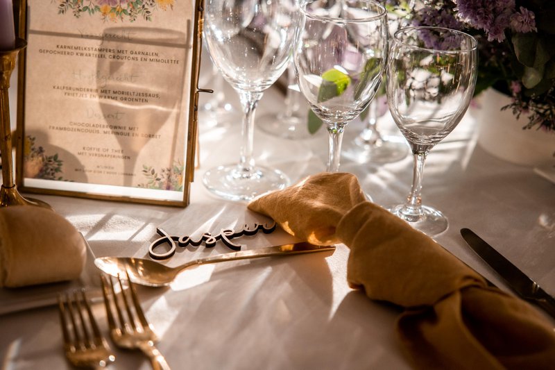 De%20tafeldekking%20van%20Manon%20en%20Michiel%20-%20House%20of%20Weddings