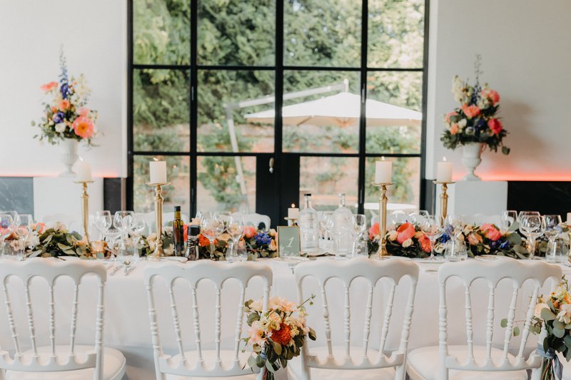 De%20bloemrijke%20tafeldekking%20van%20Isabelle%20en%20Thomas%20-%20House%20of%20Weddings