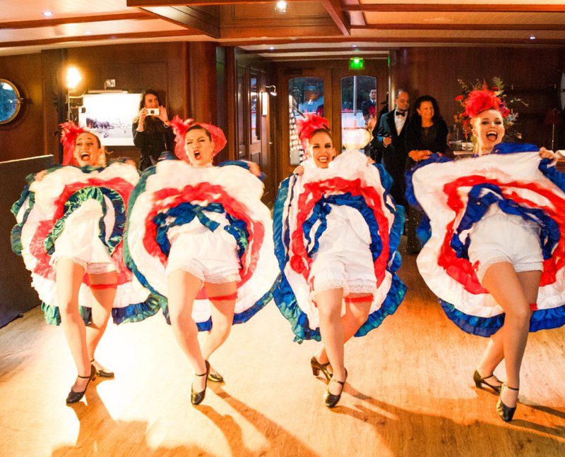 CanCan%20danseressen%20-%20Real%20Wedding%20-%20Elisabeth%20%26%20Bill%20-%20Gert%20huygaerts%20-%20House%20of%20Weddings
