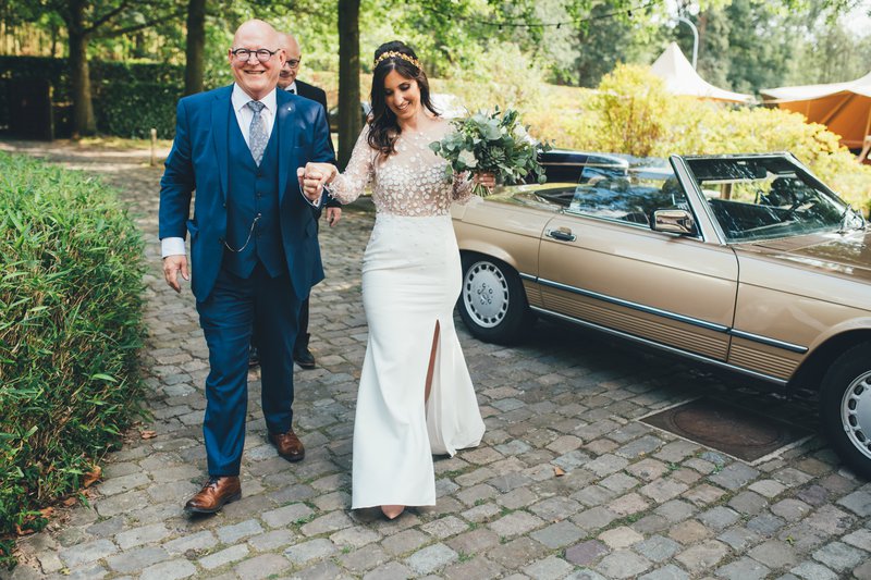 Het%20intieme%20huwelijksfeest%20van%20Julie%20%26%20Bert%20-%20Real%20Wedding%20-%20House%20of%20Weddings