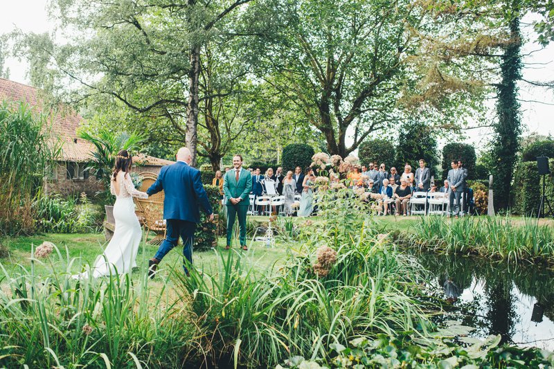Het%20intieme%20huwelijksfeest%20van%20Julie%20%26%20Bert%20-%20Real%20Wedding%20-%20House%20of%20Weddings