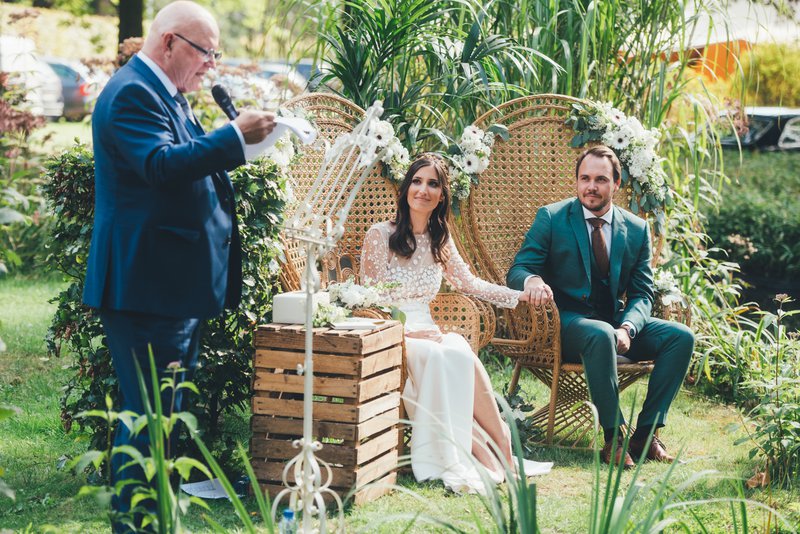 Het%20intieme%20huwelijksfeest%20van%20Julie%20%26%20Bert%20-%20Real%20Wedding%20-%20House%20of%20Weddings