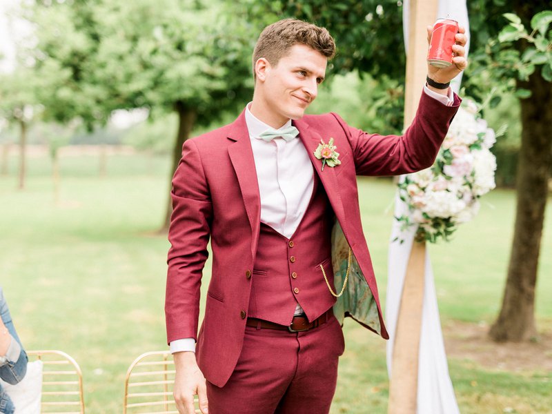 Stijlen%20trouwpak%20gekleurd%20kostuum%20bruidegom%20-%20Caf%E9%20Costume%20-%20House%20of%20Weddings