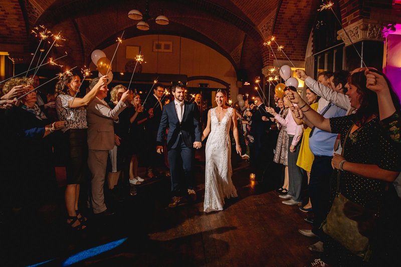 Siska%20%26%20Maurice%20trouwen%20in%20een%20hoeve%21%20-%20House%20of%20Weddings