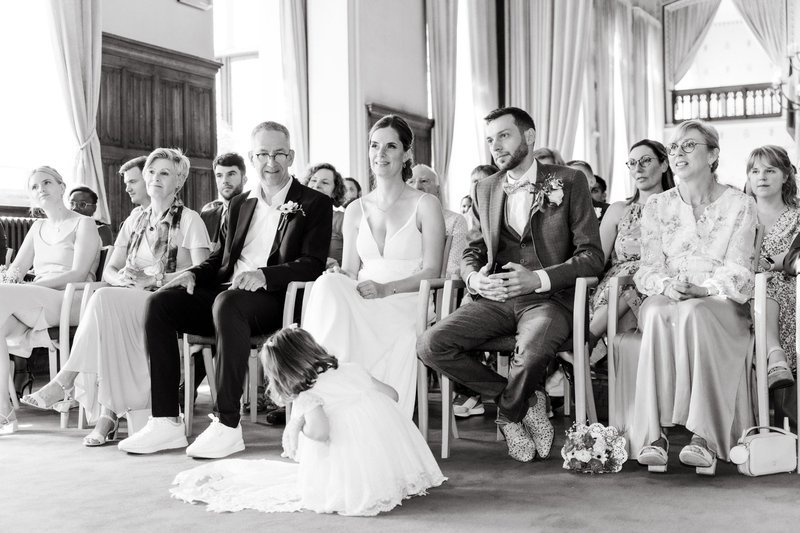 Britt%20en%20Lesley%20in%20het%20gemeentehuis%20-%20House%20of%20Weddings