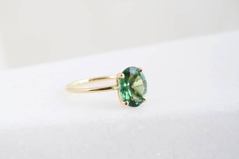 De%20betekenis%20achter%20de%20populairste%20verlovingsring%20-%20House%20of%20Weddings