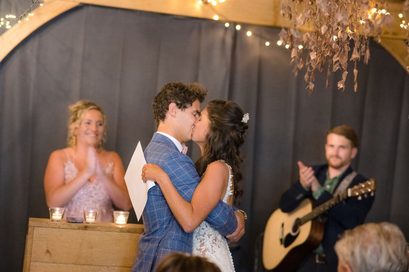 De%20ceremonie%20van%20Florence%20%26%20Jurian%20-%20House%20of%20Weddings