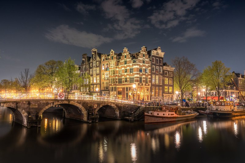 De%20Jordaan%2C%20een%20toplocatie%20voor%20je%20huwelijksaanzoek%20in%20Amsterdam%20-%20House%20of%20Weddings
