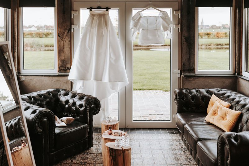 Het%20tweedelig%20trouwkleed%20van%20Pauline%20-%20House%20of%20Weddings