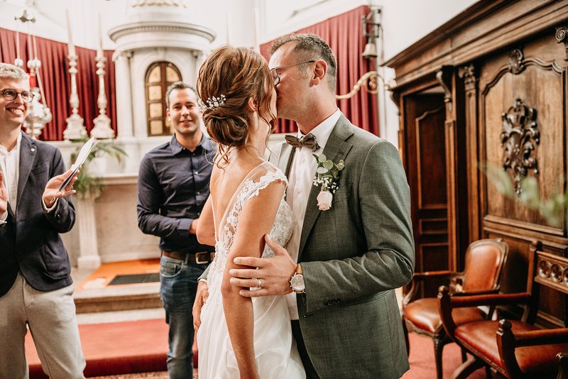 Sylvie%20en%20Jean-Marie%27s%20kerkelijk%20huwelijk%20in%20Dentergem%20-%20House%20of%20Weddings