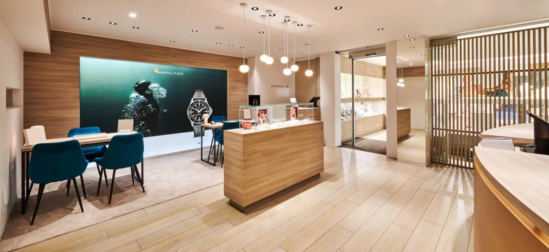 Je%20vriend%20ten%20huwelijk%20vragen%20met%20een%20horloge%20-%20House%20of%20Weddings